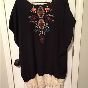 Kimono Black With Embroidered Aztec Design & Cream Fringe Fashion U Vest